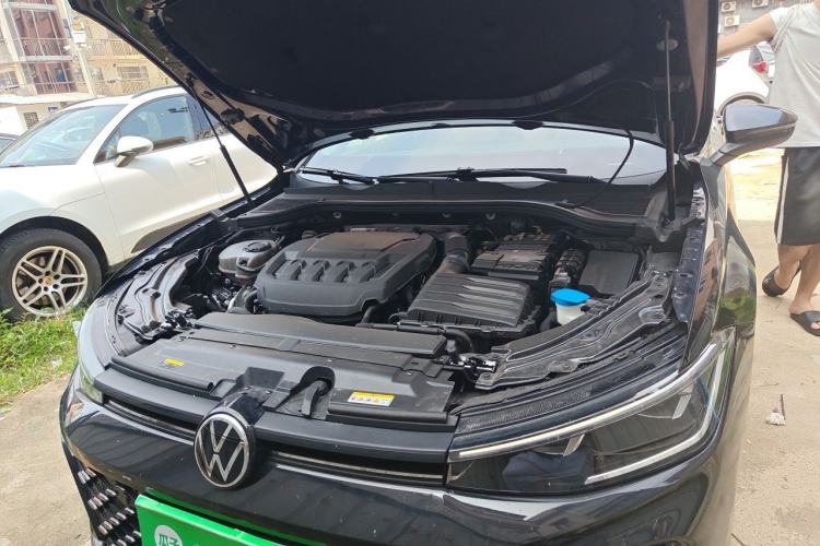 Used Volkswagen Passat 2025 Pro 380TSI Starry Dragon Edition Engine Bay