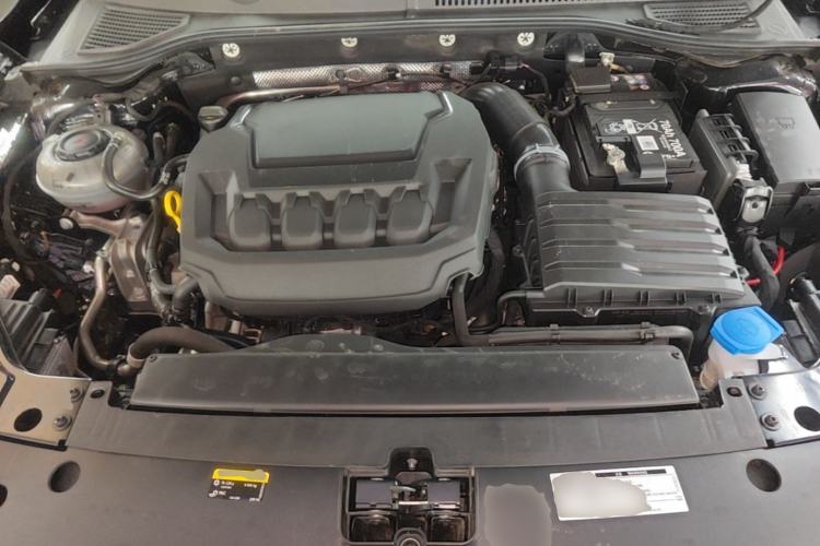 Used Volkswagen Passat 2025 Outstanding Model 380TSI Starry Dragon Edition Engine Bay