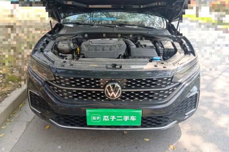 Used Volkswagen Passat 2025 Outstanding Model 380TSI Starry Dragon Edition Engine Bay