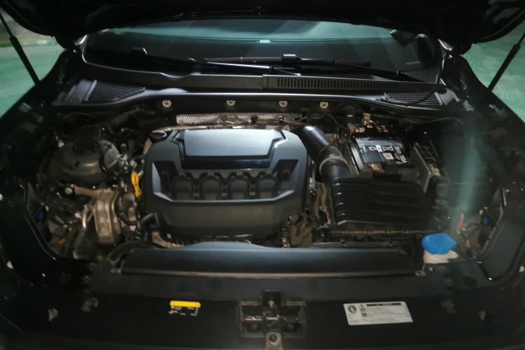 Used Volkswagen Passat 2025 Outstanding Model 380TSI Dragon Glory Edition Engine Bay