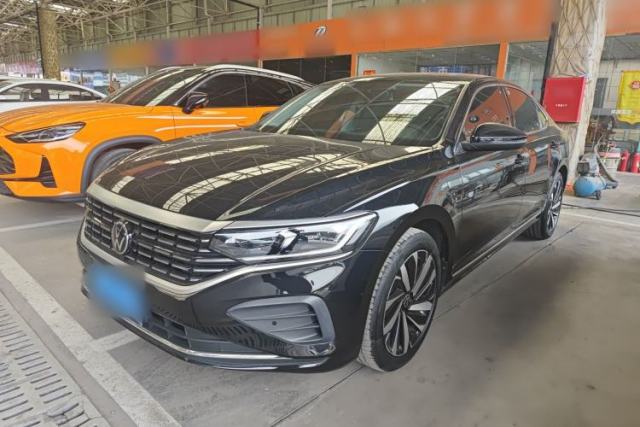 Volkswagen Passat 2025 Premium Version 380TSI Dragon Edition usado