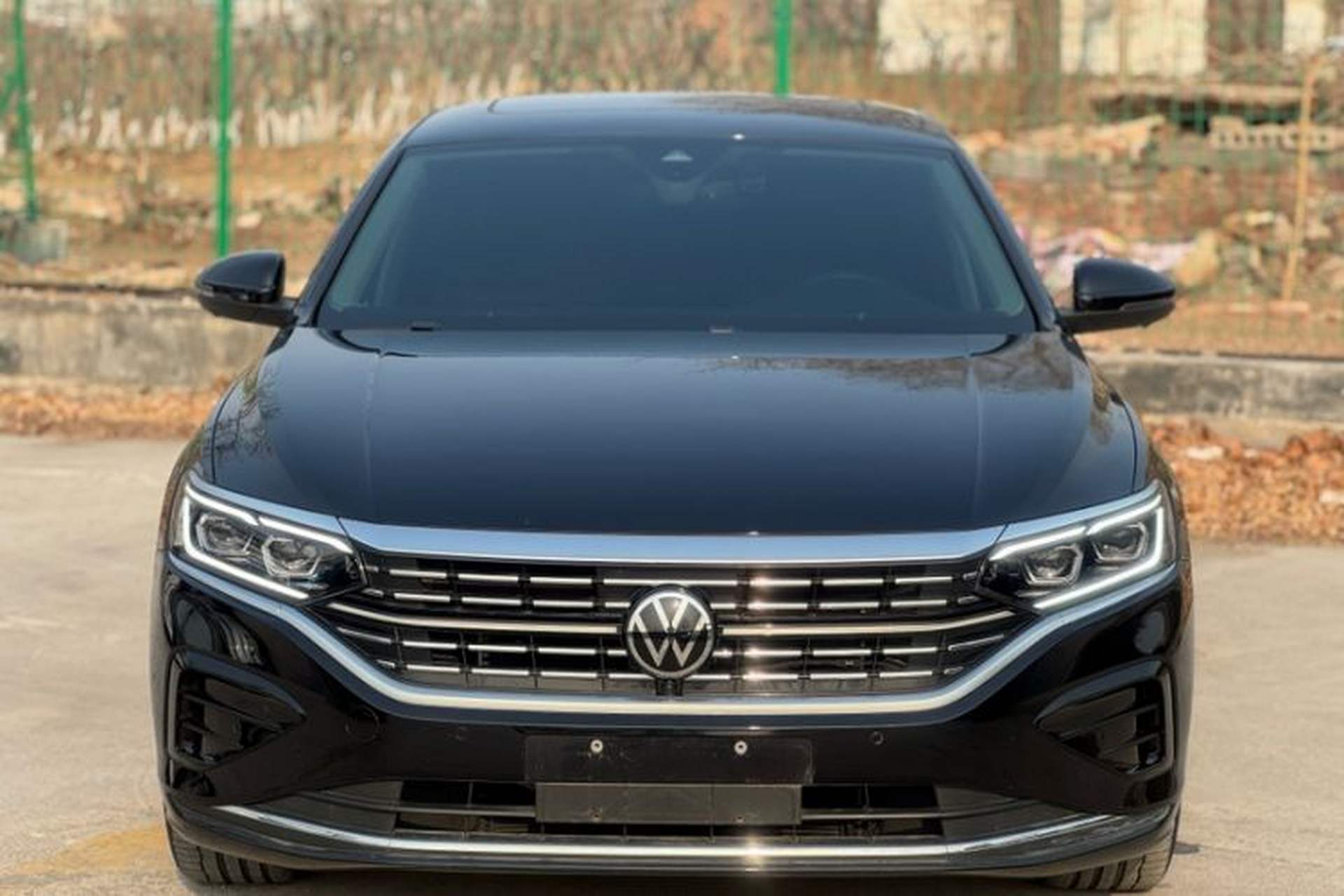 Used Volkswagen Passat 2025 Outstanding Model 380TSI Dragon Glory Edition Exterior 1