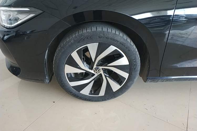Used Volkswagen Passat 2025 Pro 380TSI Dragon Glory Edition Exterior 1