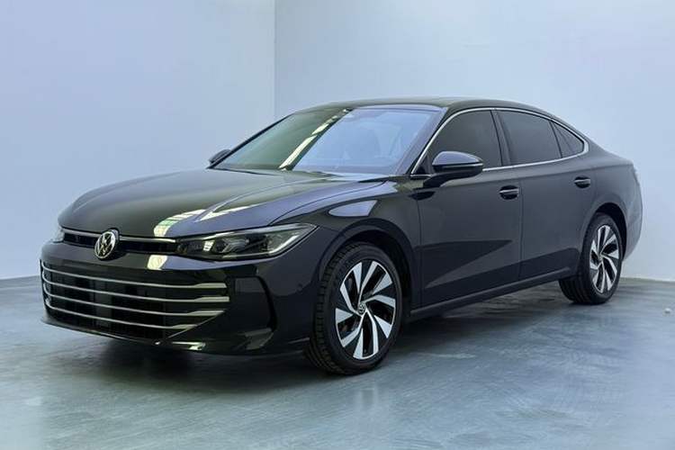 Used Volkswagen Passat 2025 Pro 380TSI Dragon Edition Exterior 1