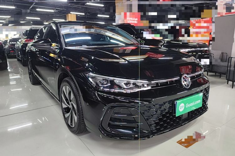 Used Volkswagen Passat 2025 Pro 380TSI Starry Dragon Edition Exterior 1