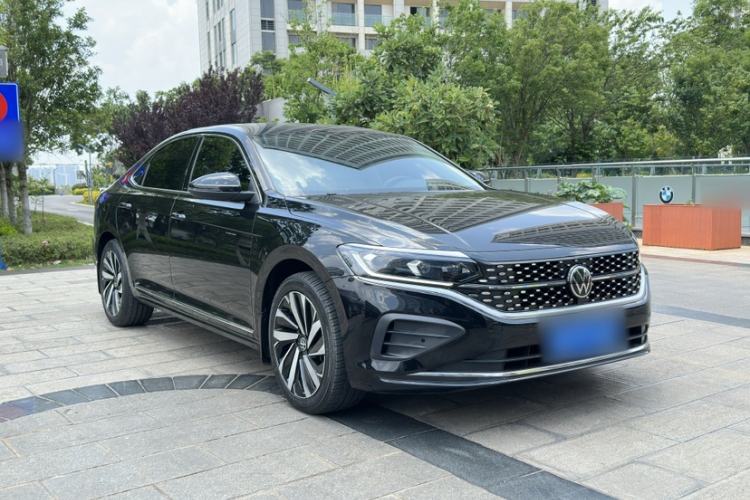 Used Volkswagen Passat 2025 Premium Version 380TSI Dragon Edition Exterior 1