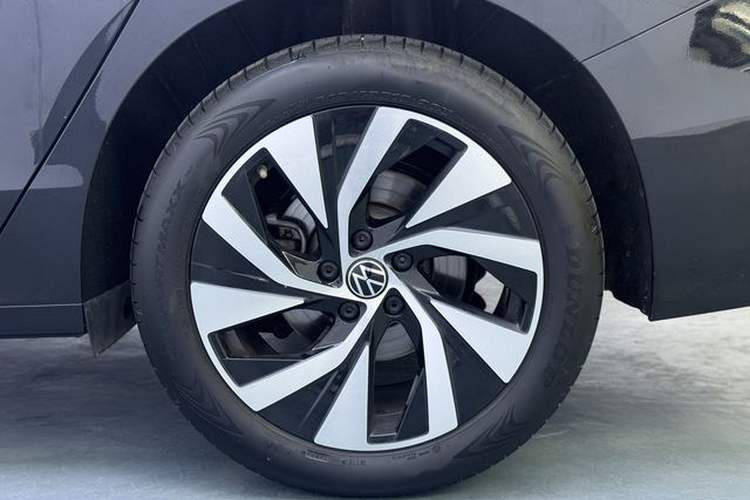 Used Volkswagen Passat 2025 Pro 380TSI Dragon Edition Exterior 10