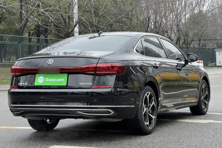 Used Volkswagen Passat 2025 Outstanding Model 380TSI Starry Dragon Edition Exterior 11