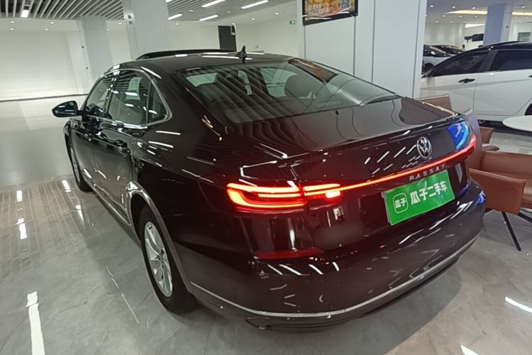 Used Volkswagen Passat 2025 Outstanding Model 280TSI Business Edition Exterior 2