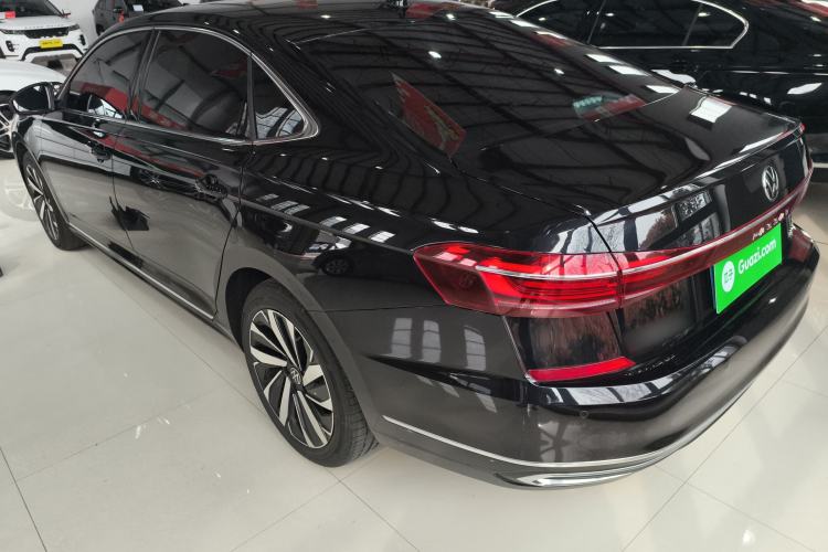 Used Volkswagen Passat 2025 Premium Version 380TSI Dragon Edition Exterior 2