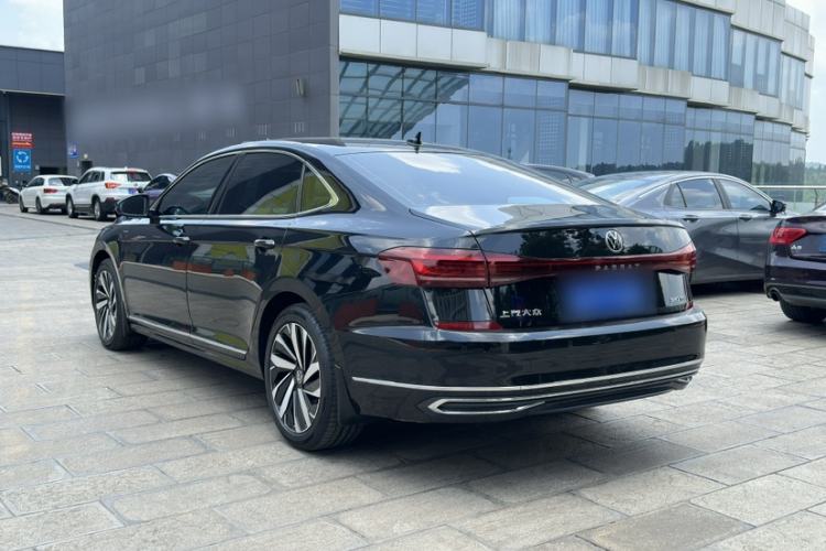 Used Volkswagen Passat 2025 Premium Version 380TSI Dragon Edition Exterior 2