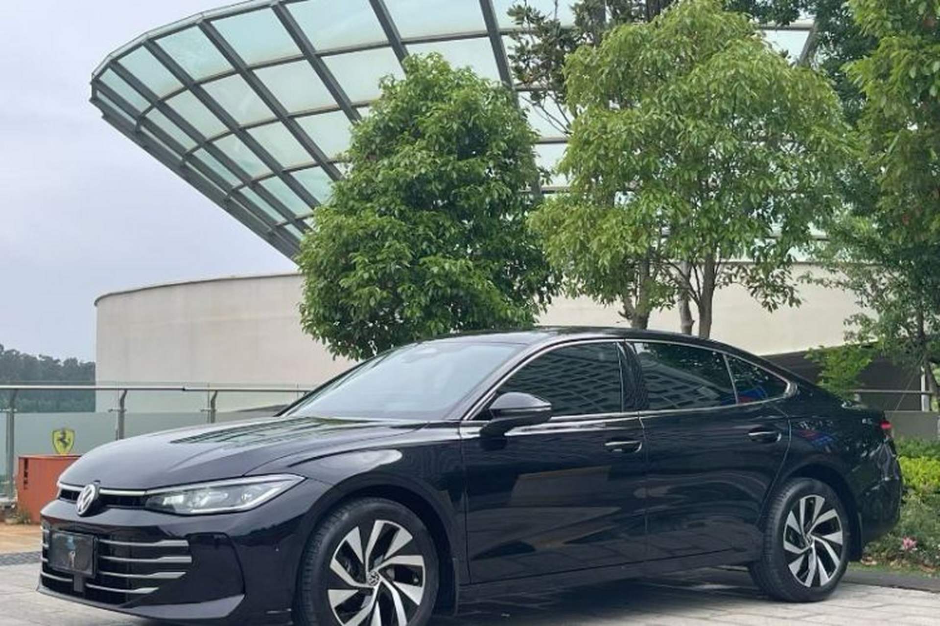 Used Volkswagen Passat 2025 Pro 380TSI Dragon Edition Exterior 3