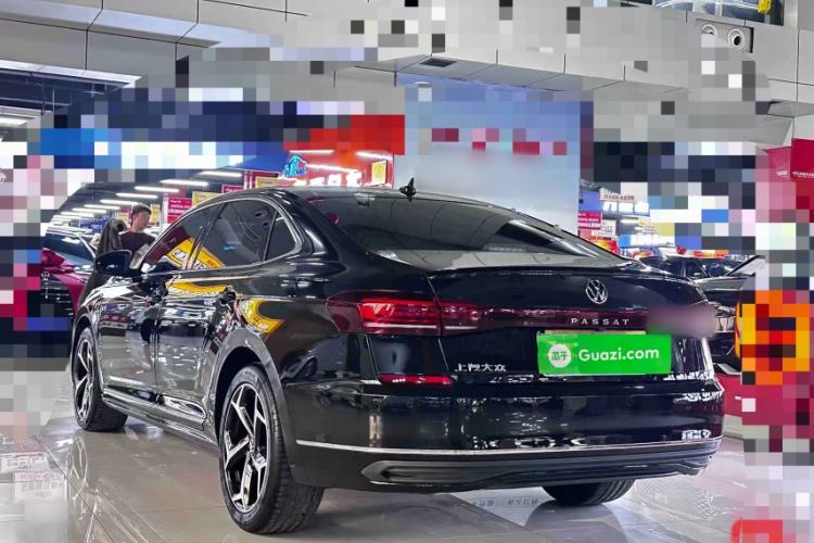 Used Volkswagen Passat 2025 Outstanding Model 330TSI Starry Elite Edition Exterior 3