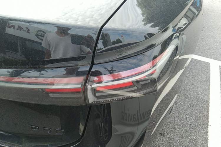 Used Volkswagen Passat 2025 Pro 380TSI Starry Dragon Luxury Edition Exterior 3