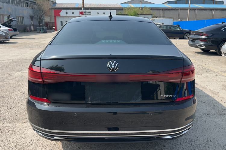 Used Volkswagen Passat 2025 Outstanding Model 380TSI Starry Dragon Glorious Edition Exterior 3