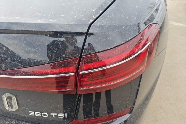 Used Volkswagen Passat 2025 Outstanding Model 380TSI Dragon Glory Edition Exterior 3