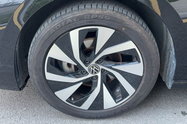 Used Volkswagen Passat 2025 Pro 380TSI Starry Dragon Edition Exterior 3