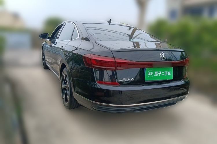 Used Volkswagen Passat 2025 Outstanding Model 330TSI Starry Elite Edition Exterior 3