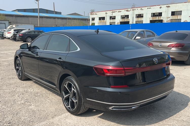 Used Volkswagen Passat 2025 Outstanding Model 380TSI Starry Dragon Glorious Edition Exterior 4
