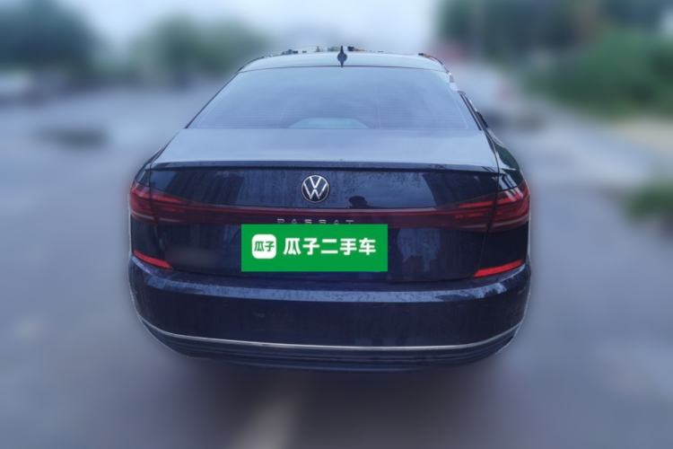 Used Volkswagen Passat 2025 Outstanding Model 330TSI Starry Elite Edition Exterior 4