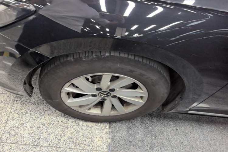 Used Volkswagen Passat 2025 Outstanding Model 280TSI Business Edition Exterior 4