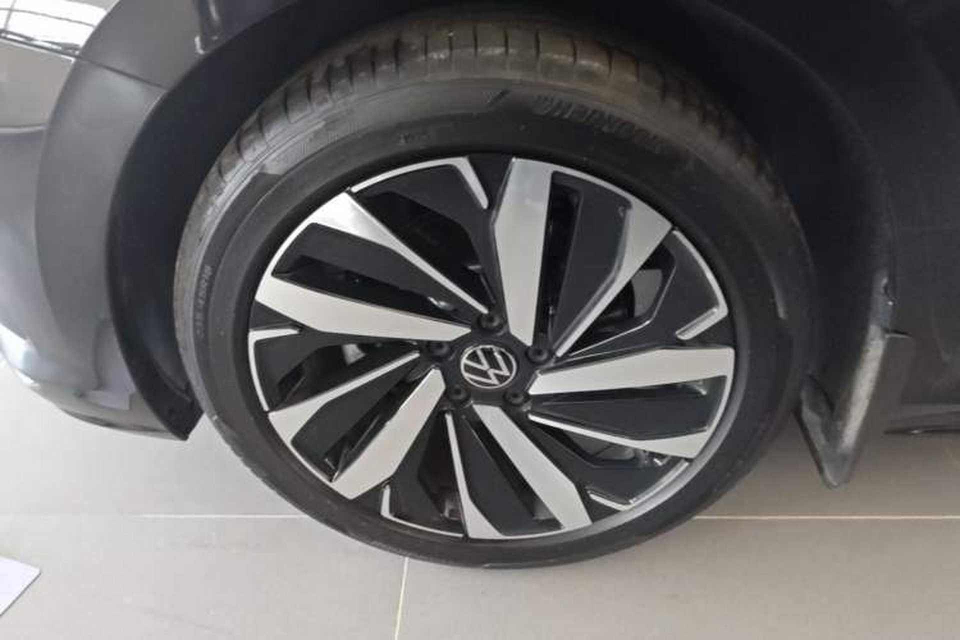 Used Volkswagen Passat 2025 Premium Version 380TSI Dragon Edition Exterior 4