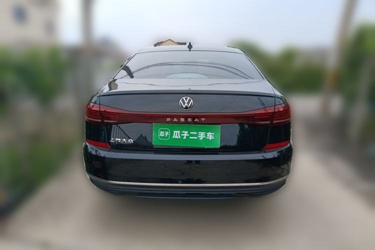Used Volkswagen Passat 2025 Outstanding Model 330TSI Starry Elite Edition Exterior 4