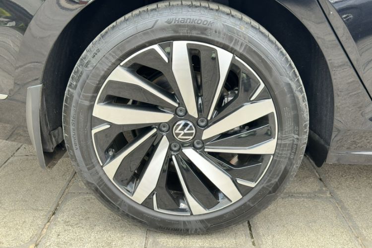 Used Volkswagen Passat 2025 Premium Version 380TSI Dragon Edition Exterior 6
