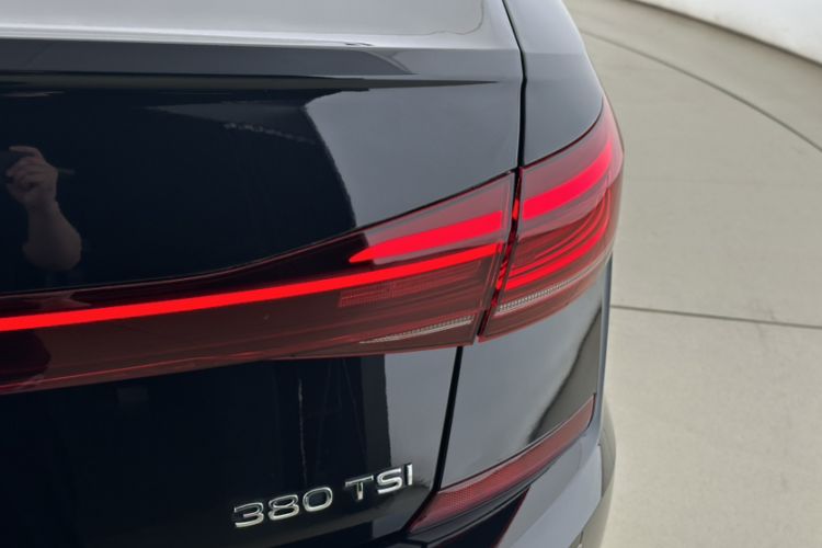 Used Volkswagen Passat 2025 Outstanding Model 380TSI Dragon Glory Edition Exterior 8