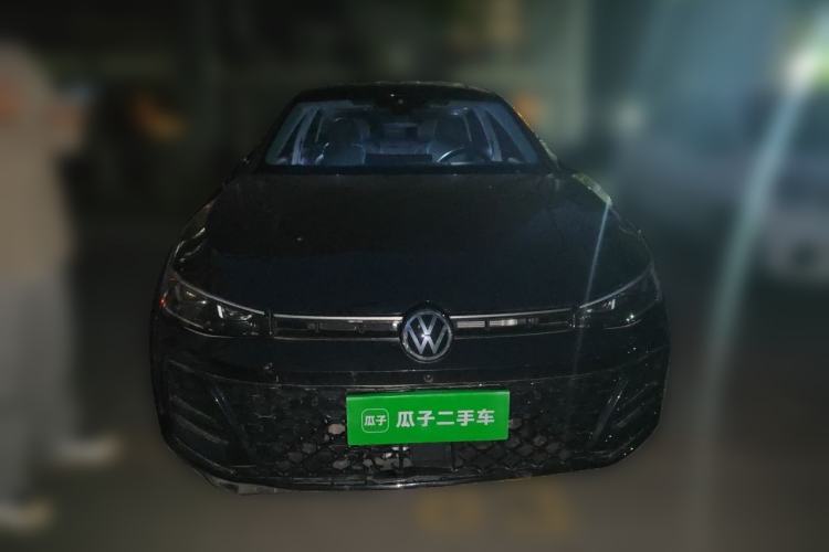 Used Volkswagen Passat 2025 Pro 380TSI Starry Dragon Edition Front