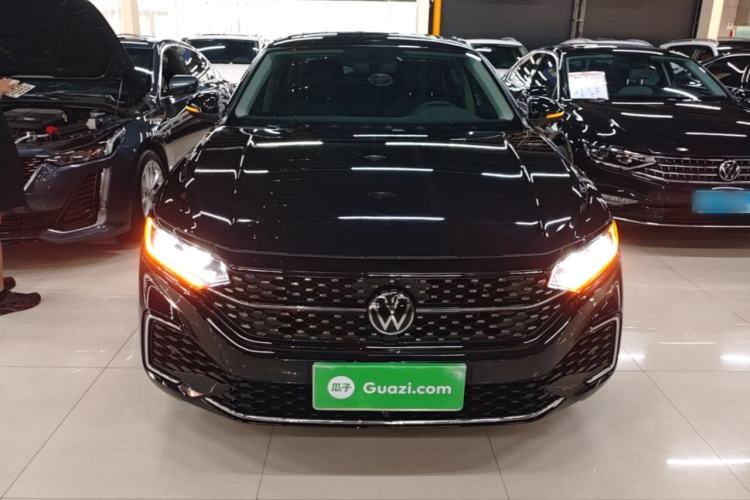 Used Volkswagen Passat 2025 Outstanding Model 380TSI Starry Dragon Edition Front