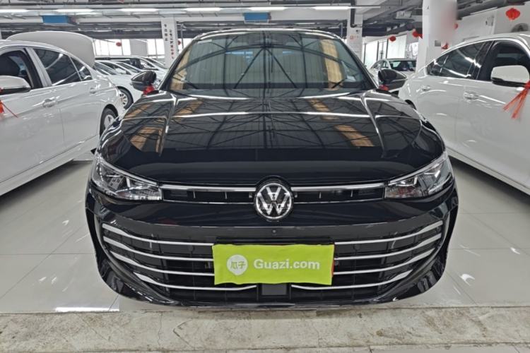 Used Volkswagen Passat 2025 Pro 380TSI Dragon Edition Front