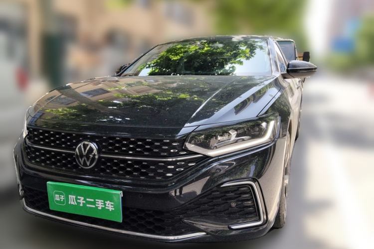 Used Volkswagen Passat 2025 Outstanding Model 380TSI Starry Dragon Edition Front