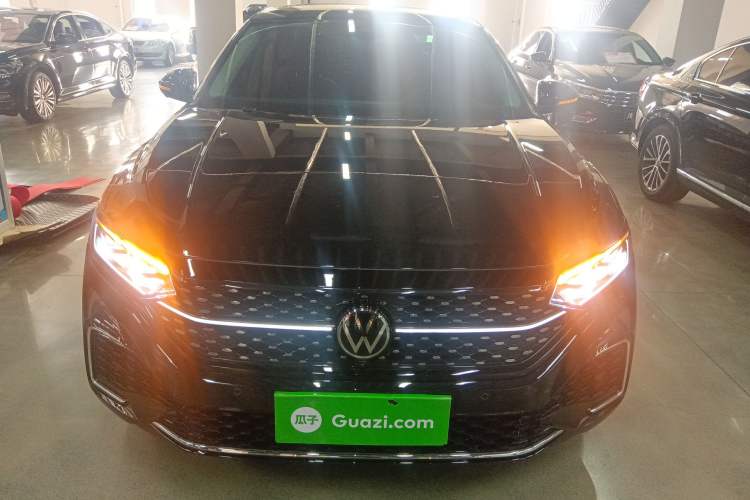 Used Volkswagen Passat 2025 Outstanding Model 380TSI Starry Dragon Glorious Edition Front