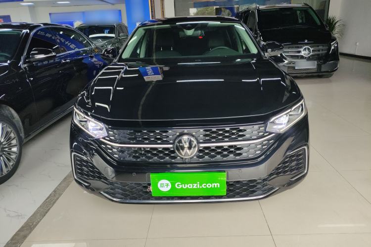 Used Volkswagen Passat 2025 Outstanding Model 380TSI Starry Dragon Glorious Edition Front