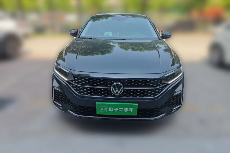 Used Volkswagen Passat 2025 Outstanding Model 380TSI Starry Dragon Edition Front