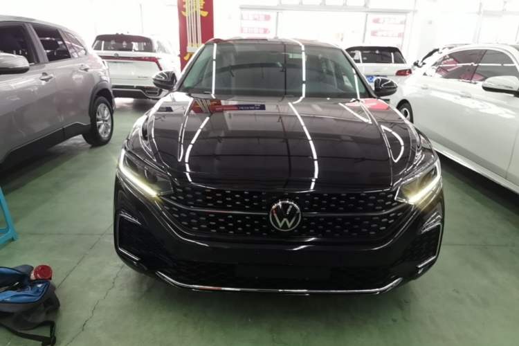 Used Volkswagen Passat 2025 Outstanding Model 380TSI Starry Dragon Edition Front