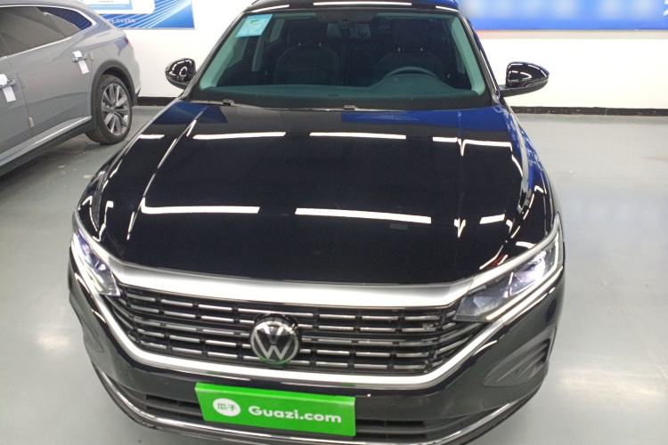 Used Volkswagen Passat 2025 Premium Version 380TSI Dragon Edition Front