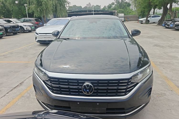 Used Volkswagen Passat 2025 Premium Version 380TSI Dragon Edition Front