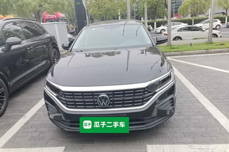 Used Volkswagen Passat 2025 Outstanding Model 280TSI Business Edition Front