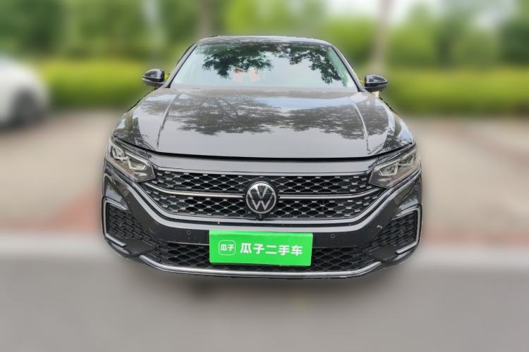 Used Volkswagen Passat 2025 Outstanding Model 380TSI Starry Dragon Glorious Edition Front
