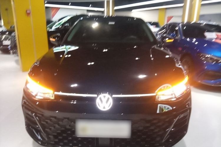 Used Volkswagen Passat 2025 Pro 380TSI Starry Dragon Edition Front
