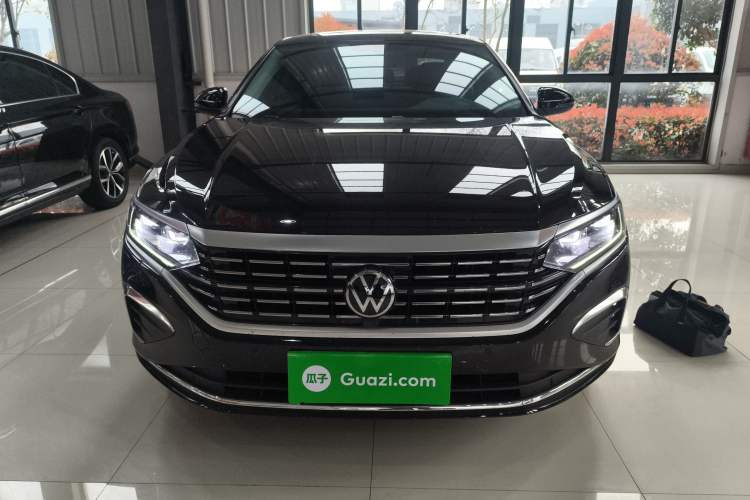 Used Volkswagen Passat 2025 Premium Version 380TSI Dragon Edition Front
