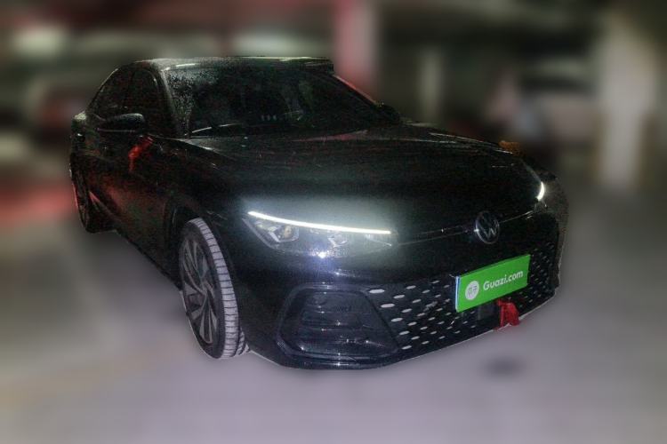 Used Volkswagen Passat 2025 Pro 380TSI Starry Dragon Edition Front Right 45 Deg