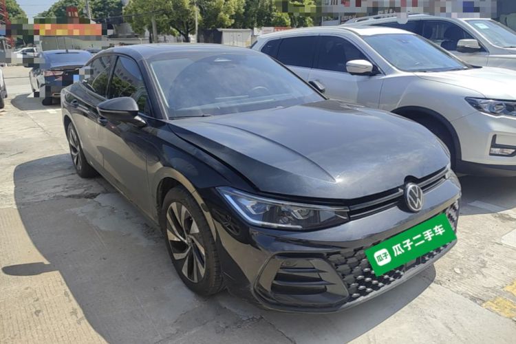 Used Volkswagen Passat 2025 Pro 380TSI Starry Dragon Edition Front Right 45 Deg
