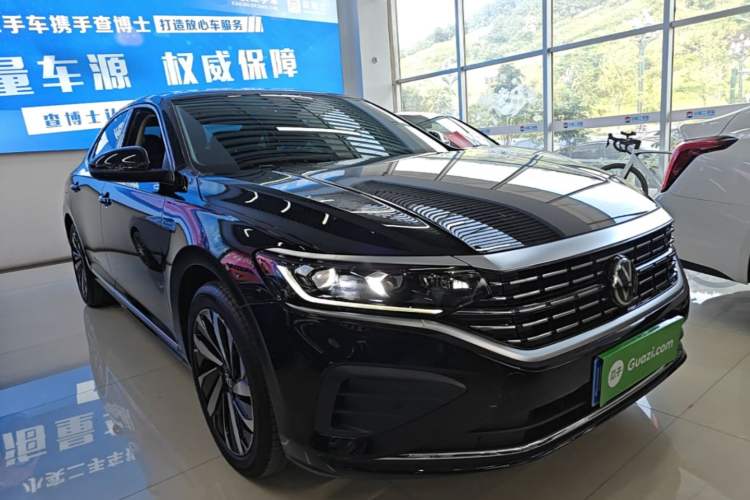 Used Volkswagen Passat 2025 Premium Version 380TSI Dragon Edition Front Right 45 Deg