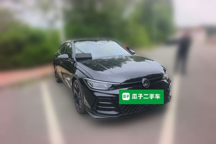 Used Volkswagen Passat 2025 Pro 380TSI Starry Dragon Luxury Edition Front Right 45 Deg