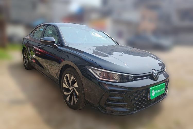 Used Volkswagen Passat 2025 Pro 380TSI Starry Dragon Edition Front Right 45 Deg