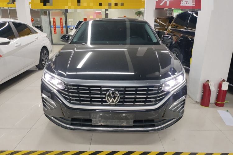 Used Volkswagen Passat 2025 Premium Version 380TSI Dragon Edition Front