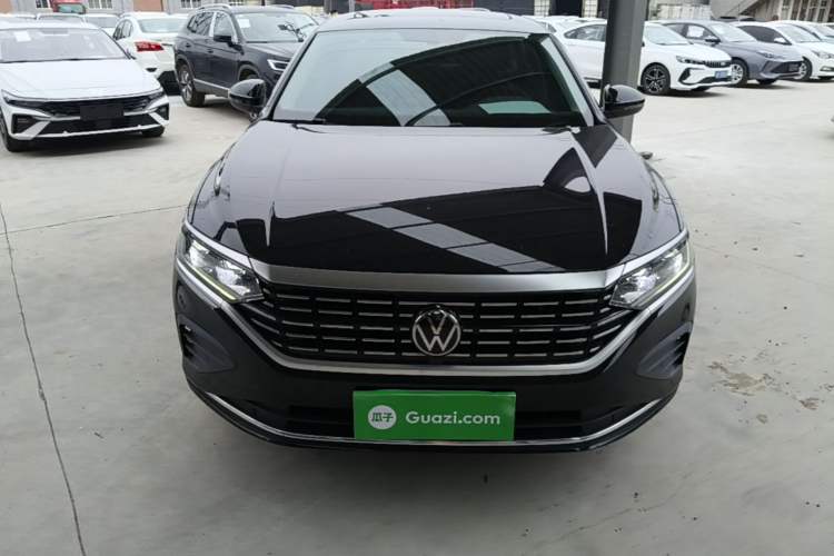 Used Volkswagen Passat 2025 Premium Version 380TSI Dragon Edition Front